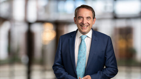 Prof. Dr. Alexander Lorz Portraitfoto von Prof. Dr. Alexander Lorz