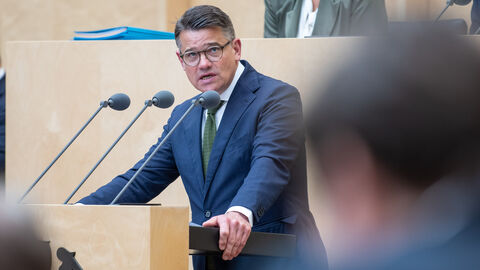 Boris Rhein spricht vor Bundesrat